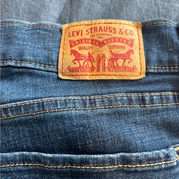 Levi's Classic Bootcut Jeans-Size 8 - Picture 2 of 8
